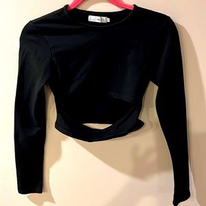 Super Sexy & Cute! Adika Black Long Sleeve Crop Top with Cut Out Stomach! Small